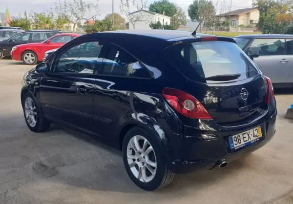 Opel 1.3 CDTI COSMO M6 2007 - 5990 EUR, 203394 km - AUTO.MOTO.pt - 203394km - foto 7 de 17