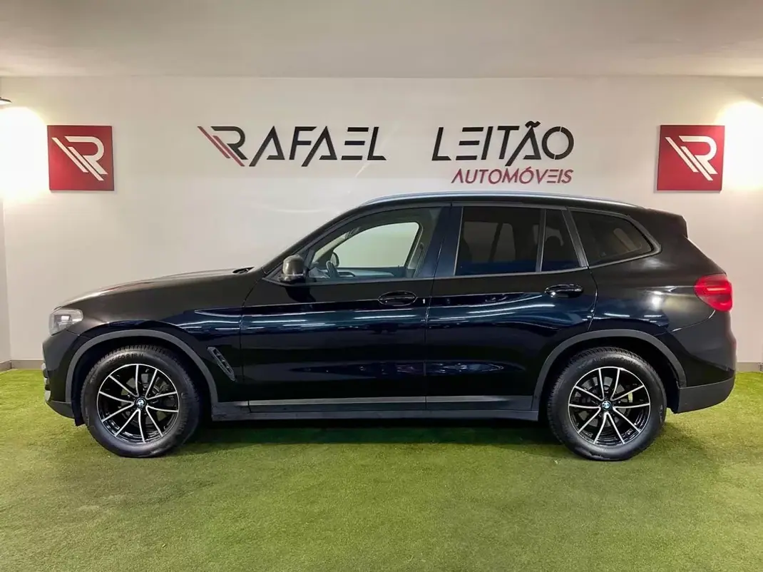 BMW X3 2019 - 26950 EUR, 142000 km - AUTO.MOTO.pt - 142000km - foto 9 de 30