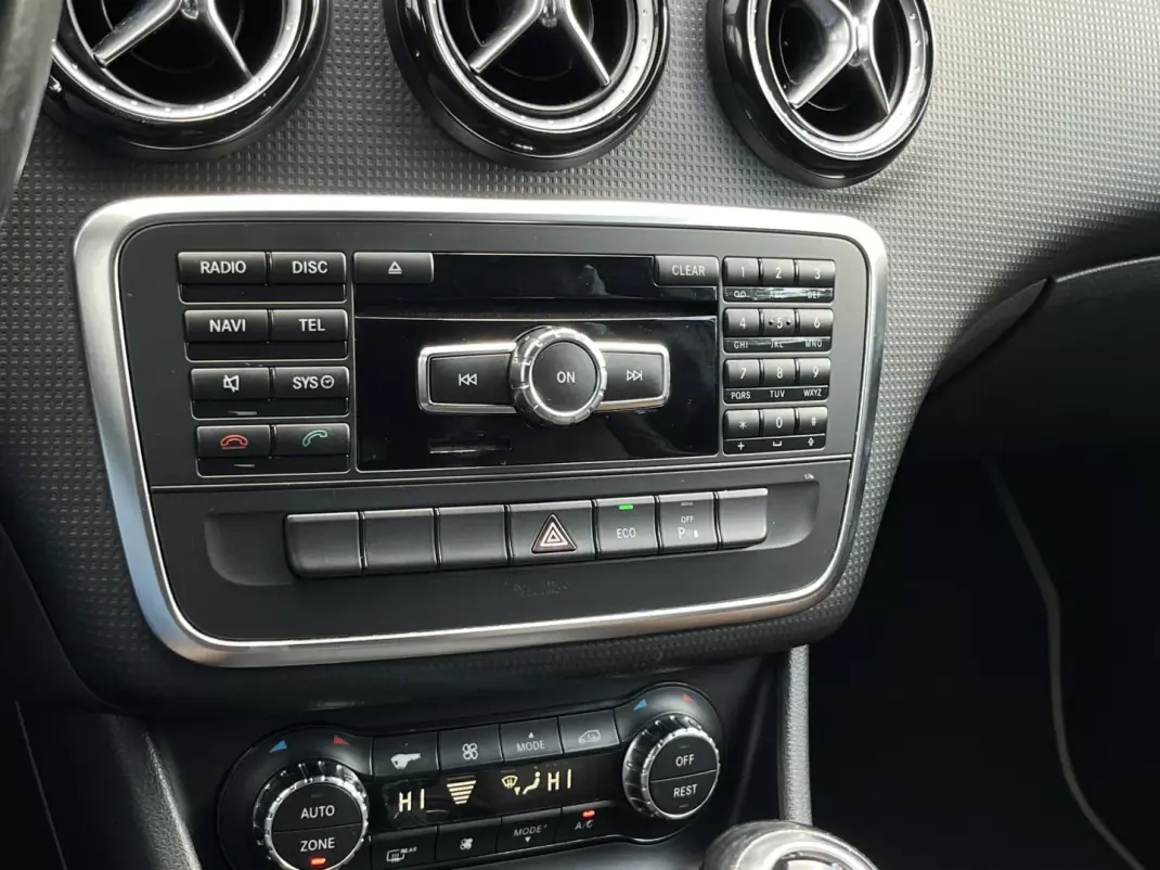 Mercedes-Benz A 180 2013 - 14800 EUR, 287000 km - AUTO.MOTO.pt - 287000km - foto 21 de 26