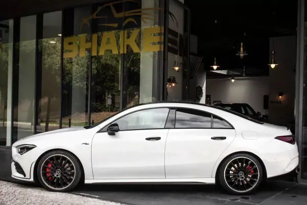 Mercedes-Benz CLA 35 AMG 2022 - 41990 EUR, 111659 km - AUTO.MOTO.pt - 111659km - foto 2 de 49