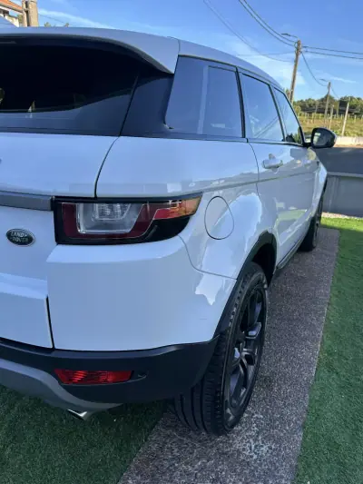 Land Rover Range Rover Evoque 2016 - 19900 EUR, 189000 km - AUTO.MOTO.pt - 189000km - foto 15 de 62