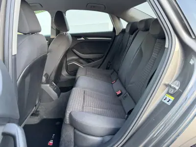 Audi A3 Limousine 2016 - 17000 EUR, 187641 km - AUTO.MOTO.pt - 187641km - foto 12 de 19