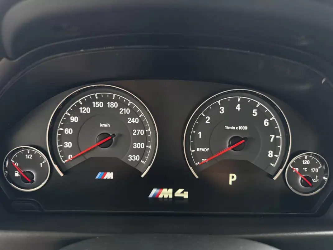 BMW M4 2017 - 58965 EUR, 120000 km - 120000km - foto 31 de 31