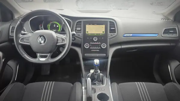 Renault Mégane 2016 - 12950 EUR, 114140 km - AUTO.MOTO.pt - 114140km - foto 19 de 42