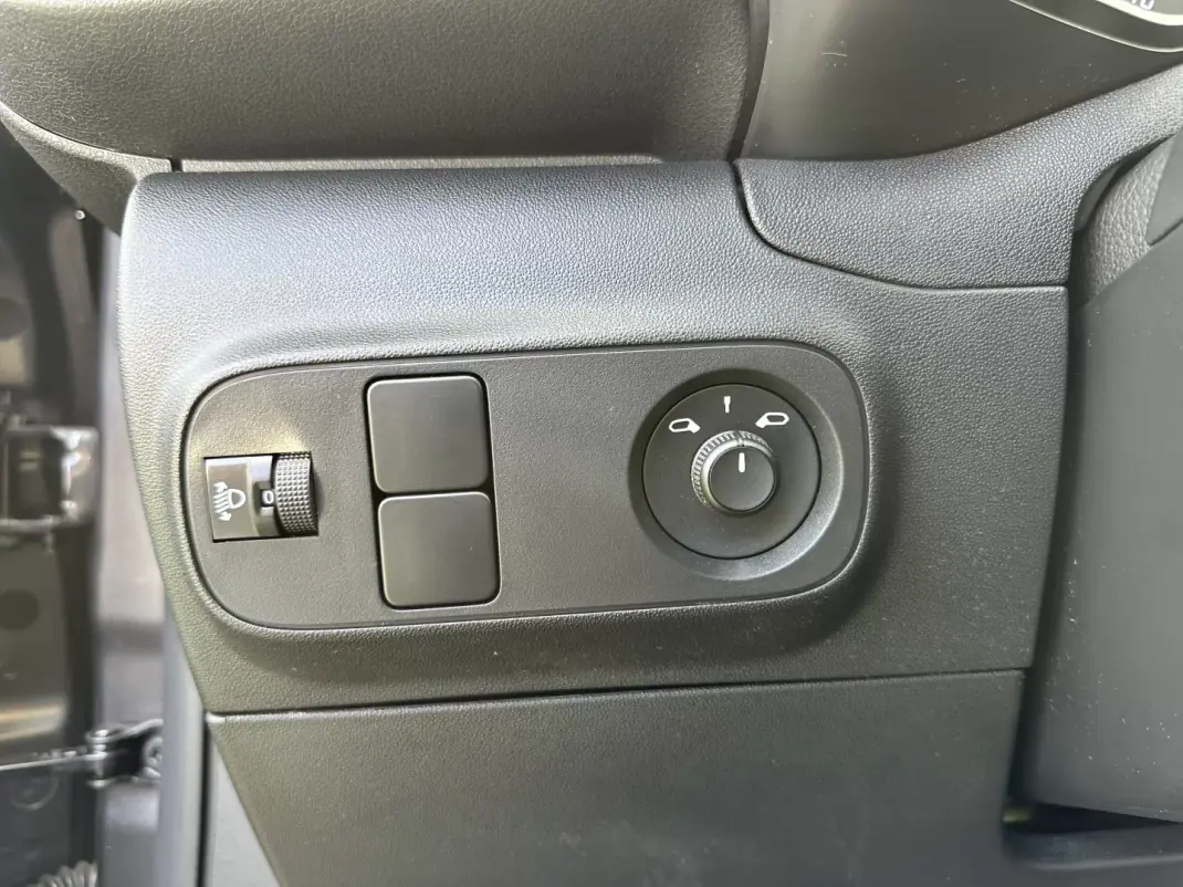 Citroën C3 2022 - 12900 EUR, 39000 km - AUTO.MOTO.pt - 39000km - foto 21 de 46