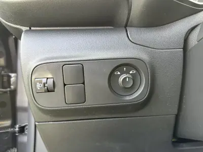 Citroën C3 2022 - 12900 EUR, 39000 km - AUTO.MOTO.pt - 39000km - foto 21 de 46