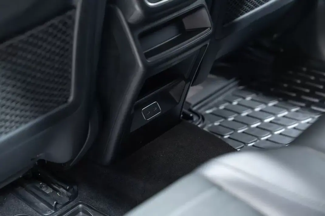 Mercedes-Benz GLE 350 2023 - 81950 EUR, 74000 km - AUTO.MOTO.pt - 74000km - foto 60 de 60