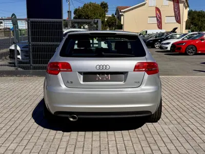 Audi A3 Sportback 2010 - 8990 EUR, 226000 km - 226000km - foto 4 de 19