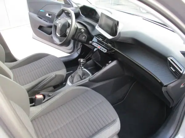 Peugeot 208 2022 - 15490 EUR, 52152 km - AUTO.MOTO.pt - 52152km - foto 7 de 13
