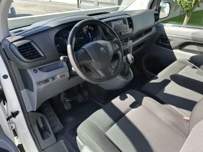 Peugeot Expert 2018 - 14900 EUR, 170000 km - 170000km - foto 15 de 45