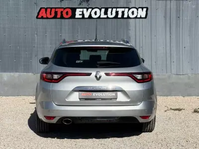 Renault Mégane Sport Tourer 2018 - 11950 EUR, 110000 km - 110000km - foto 16 de 23