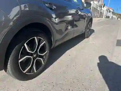 Citroën e-C4 2023 - 20990 EUR, 18450 km - 18450km - foto 7 de 13