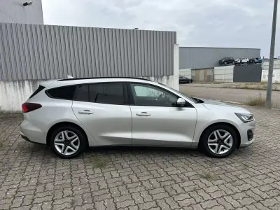 Ford Focus SW 2023 - 15490 EUR, 91000 km - 91000km - foto 8 de 17