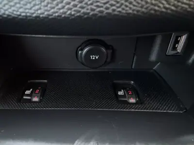 Peugeot 308 SW 2020 - 12990 EUR, 135191 km - AUTO.MOTO.pt - 135191km - foto 13 de 21