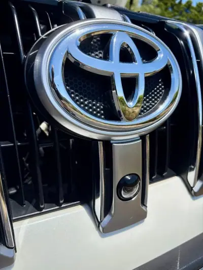 Toyota Land Cruiser 2017 - 67500 EUR, 149504 km - AUTO.MOTO.pt - 149504km - foto 34 de 42