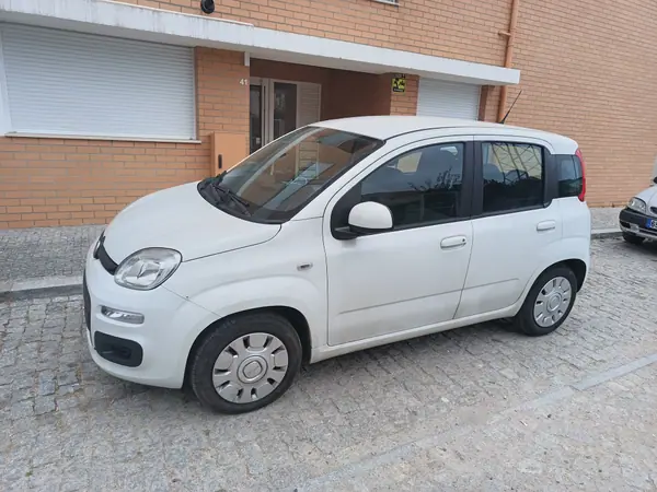 Fiat Panda 2018 - 6750 EUR, 82000 km - AUTO.MOTO.pt - 82000km - foto 2 de 3