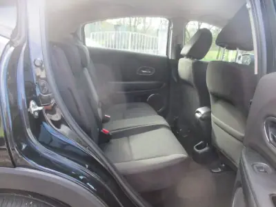 Honda HR-V 2016 - 14990 EUR, 99000 km - 99000km - foto 25 de 29
