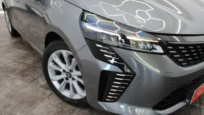 Renault Clio 2024 — photo 3 of 20