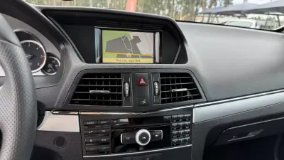 Mercedes-Benz E 250 2010 - 18500 EUR, 0 km - AUTO.MOTO.pt - foto 26 de 56