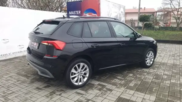 Skoda Kamiq 2022 - 17650 EUR, 59821 km - AUTO.MOTO.pt - 59821km - foto 23 de 38