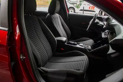 Peugeot e-208 2023 - 17800 EUR, 18457 km - AUTO.MOTO.pt - 18457km - foto 27 de 41