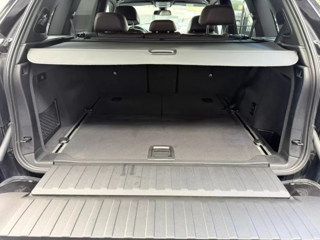 BMW X5 2016 - 29900 EUR, 118000 km - AUTO.MOTO.pt - 118000km - foto 11 de 12