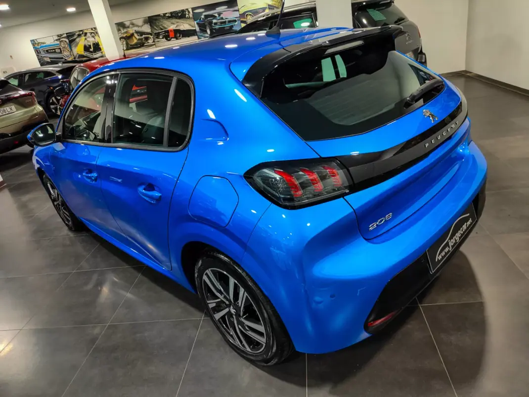 Peugeot 208 2019 - 14500 EUR, 90000 km - AUTO.MOTO.pt - 90000km - foto 12 de 60