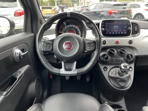 Fiat 500C 2021 - 11250 EUR, 111000 km - AUTO.MOTO.pt - 111000km - foto 14 de 36