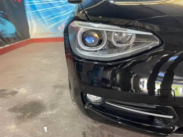 BMW 118 2015 - 13999 EUR, 164000 km - AUTO.MOTO.pt - 164000km - foto 12 de 50