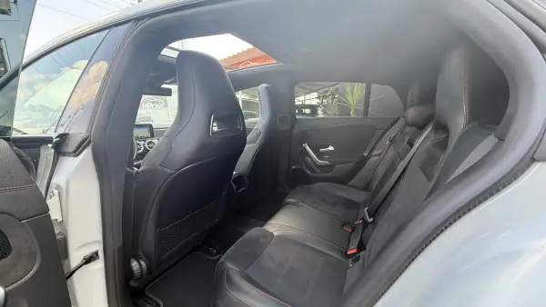 Mercedes-Benz CLA 200 2020 - 24990 EUR, 199000 km - AUTO.MOTO.pt - 199000km - foto 18 de 39