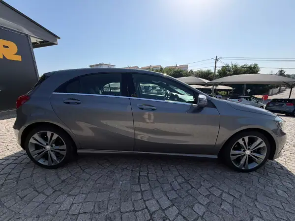 Mercedes-Benz A 180 2014 - 16500 EUR, 149990 km - 149990km - foto 9 de 34