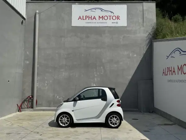 Smart Fortwo Cabrio 2013 - 8550 EUR, 173500 km - AUTO.MOTO.pt - 173500km - foto 5 de 27
