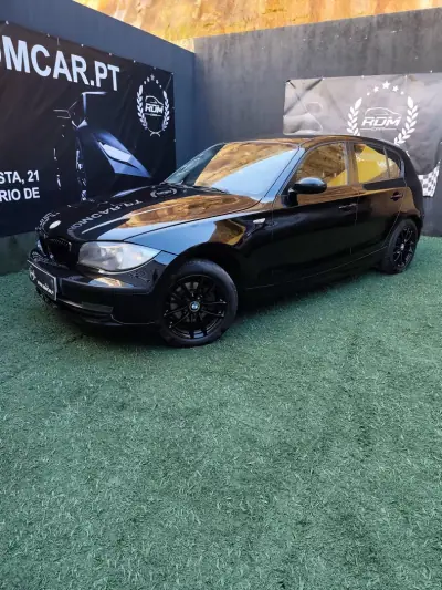 BMW 118 2008 - 7350 EUR, 221000 km - AUTO.MOTO.pt - 221000km - foto 3 de 11