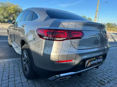 Mercedes-Benz GLC 300 2022 — foto 4 de 38
