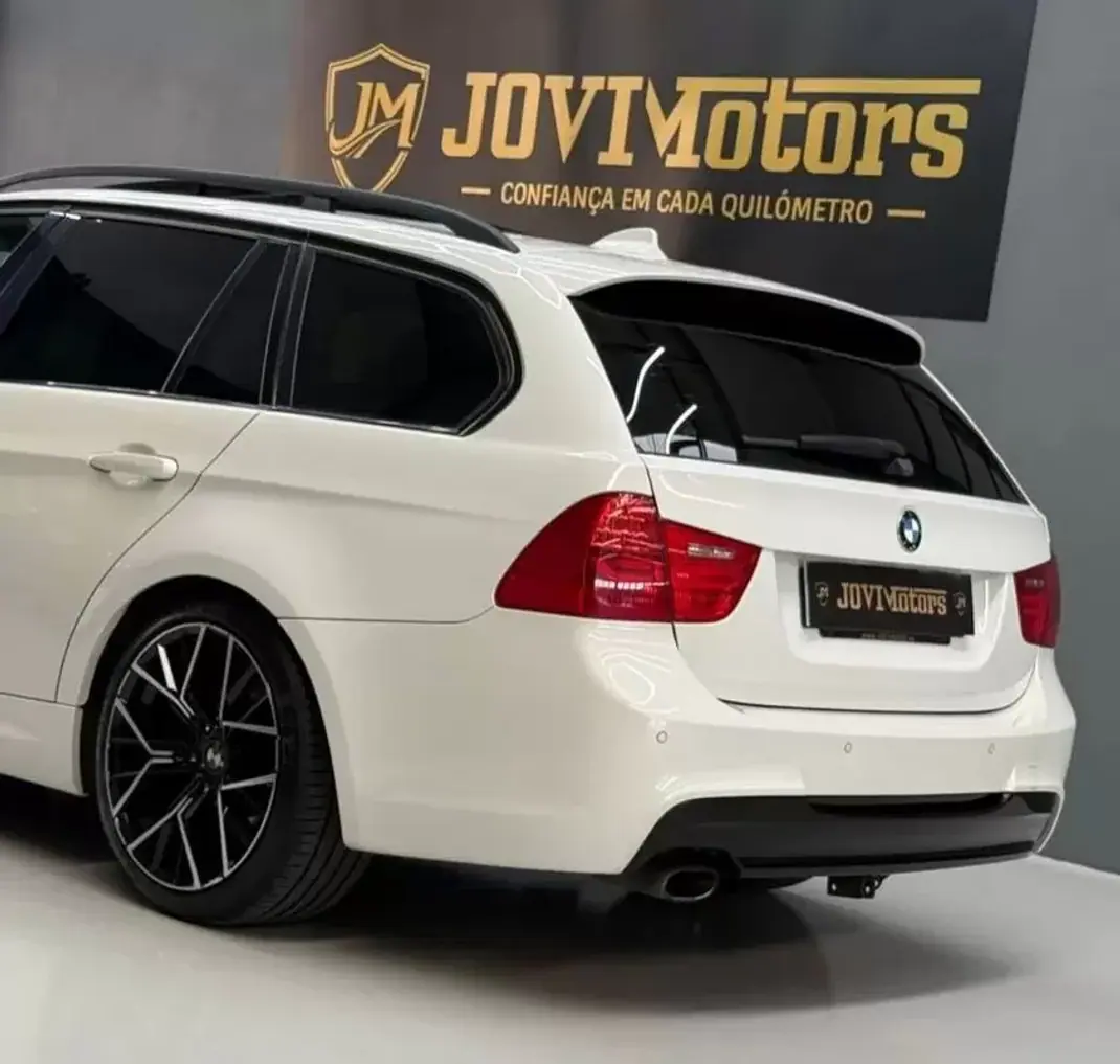 BMW 318 2009 - 11500 EUR, 217166 km - 217166km - foto 6 de 32
