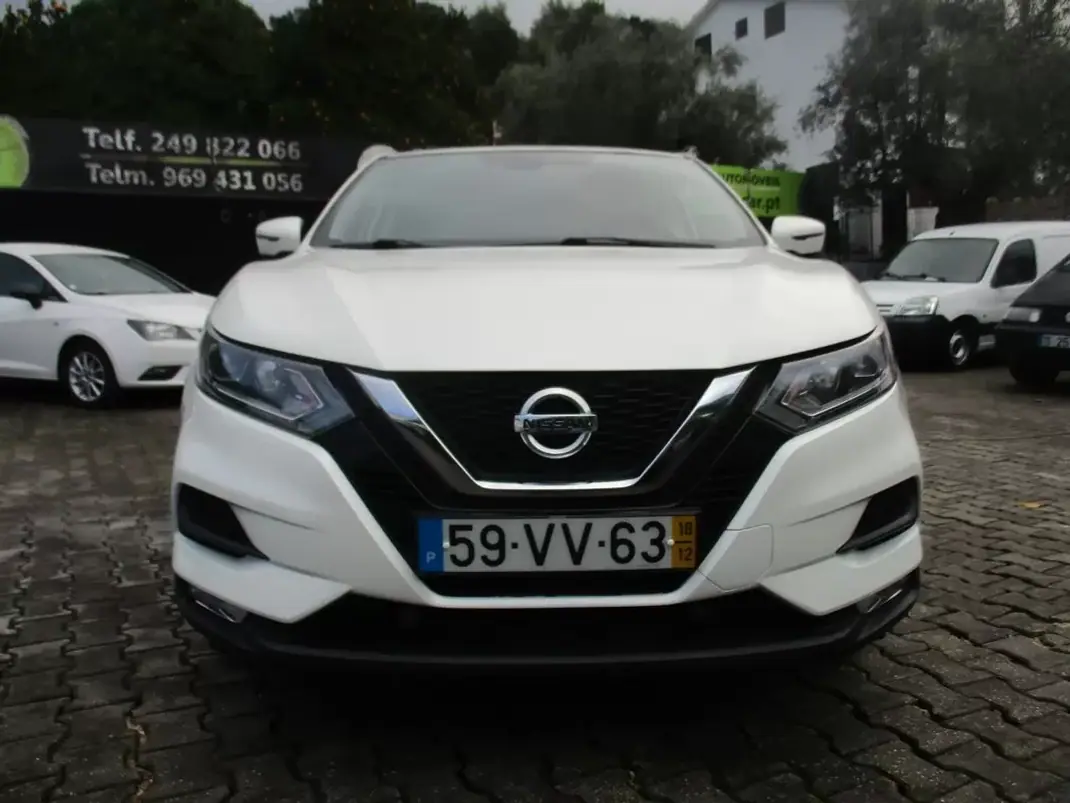Nissan Qashqai 2018 - 15990 EUR, 170000 km - 170000km - foto 3 de 26