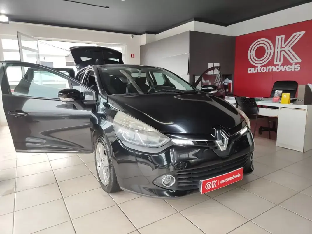 Renault Clio 2014 - 8750 EUR, 109100 km - AUTO.MOTO.pt - 109100km - foto 13 de 30