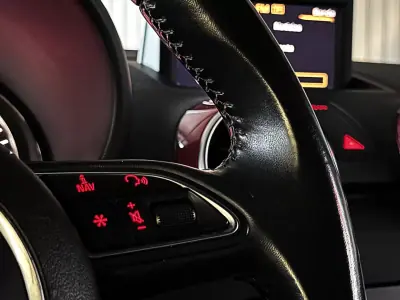 Audi A1 2011 - 9990 EUR, 218000 km - AUTO.MOTO.pt - 218000km - foto 24 de 34