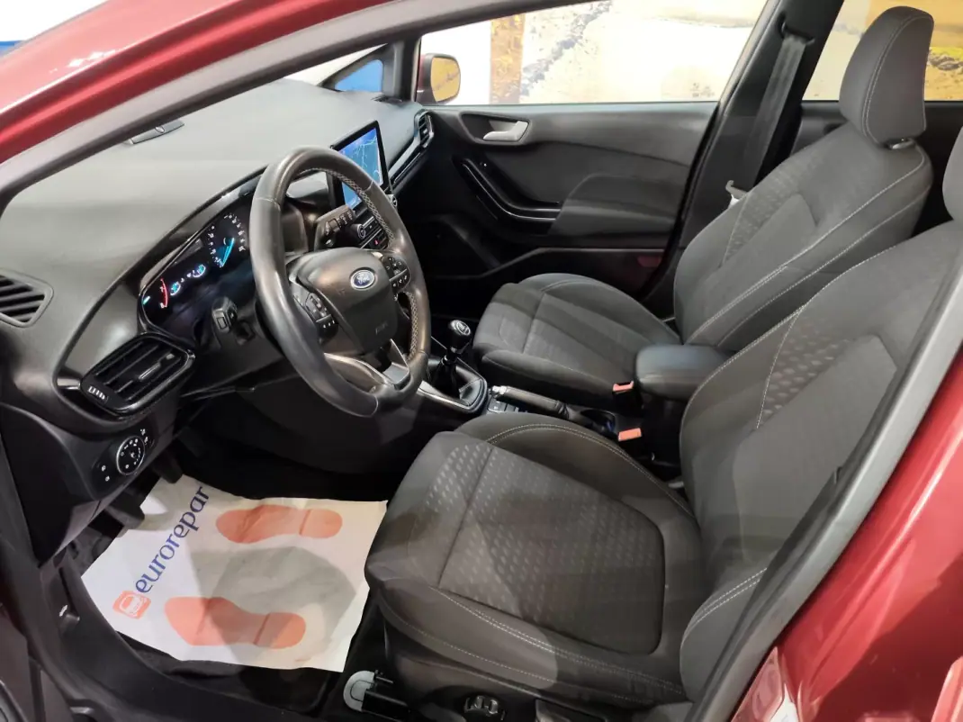 Ford Fiesta 2020 - 11300 EUR, 63000 km - 63000km - foto 11 de 26