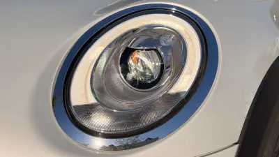 MINI 3 Portas 2016 - 17990 EUR, 105971 km - AUTO.MOTO.pt - 105971km - foto 7 de 23