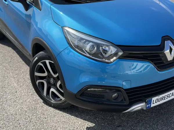 Renault Captur 2017 - 12995 EUR, 103000 km - AUTO.MOTO.pt - 103000km - foto 9 de 38