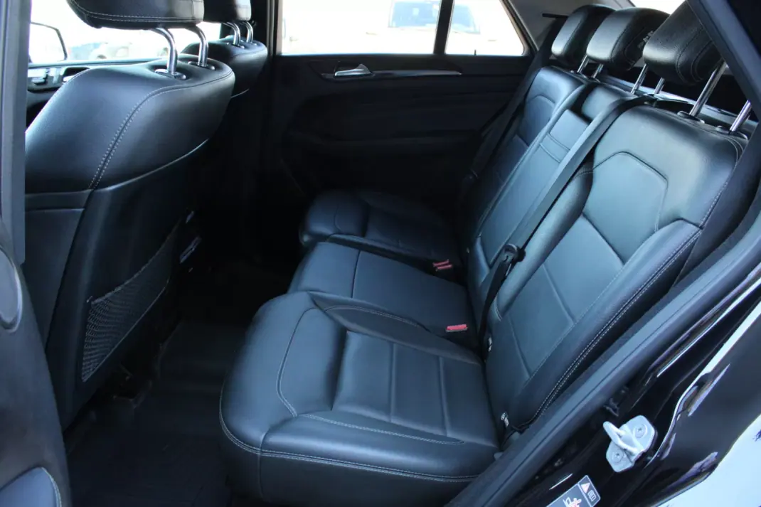 Mercedes-Benz ML 350 2012 - 22500 EUR, 212000 km - 212000km - foto 15 de 28