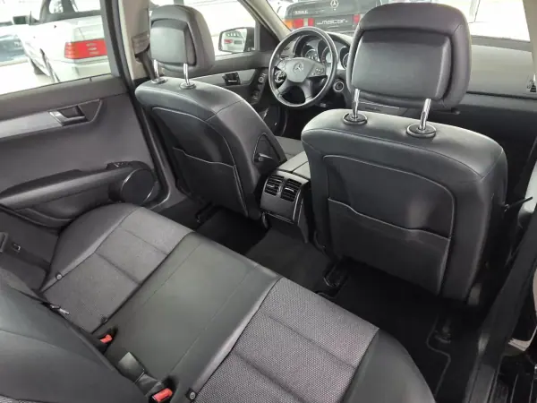 Mercedes-Benz C 220 2011 - 12900 EUR, 222771 km - AUTO.MOTO.pt - 222771km - foto 23 de 31