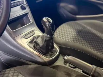 Opel Astra Sports Tourer 2020 — foto 5 de 25