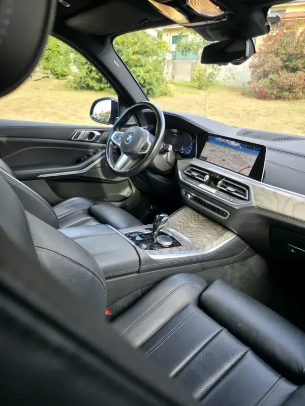 BMW X5 2021 - 48750 EUR, 161000 km - AUTO.MOTO.pt - 161000km - foto 5 de 43