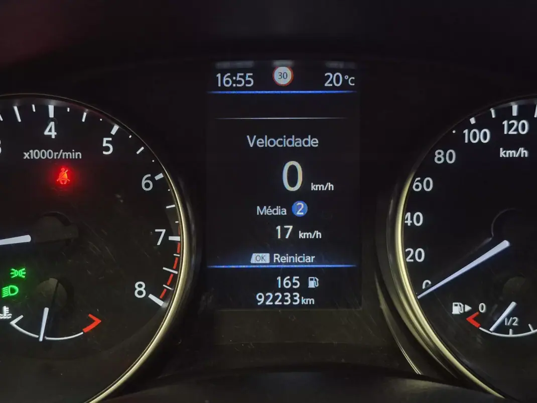Nissan Qashqai 2020 - 17970 EUR, 92233 km - AUTO.MOTO.pt - 92233km - foto 7 de 30