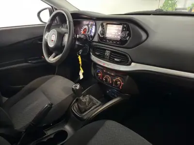 Fiat Tipo 2019 - 11900 EUR, 96003 km - AUTO.MOTO.pt - 96003km - foto 2 de 12