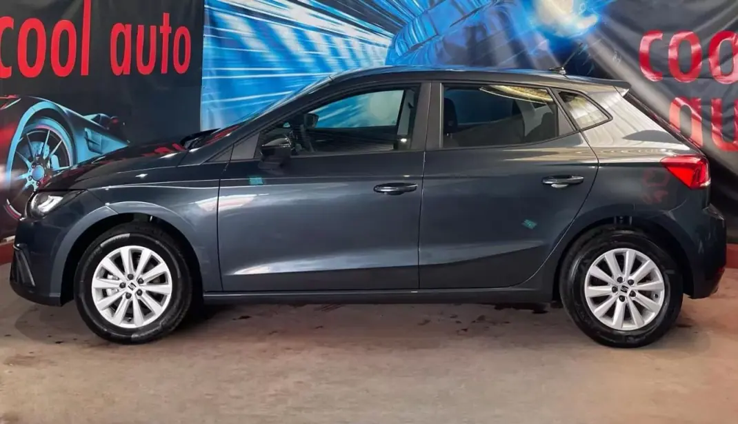 SEAT Ibiza 2024 - 17999 EUR, 1000 km - AUTO.MOTO.pt - 1000km - foto 3 de 40