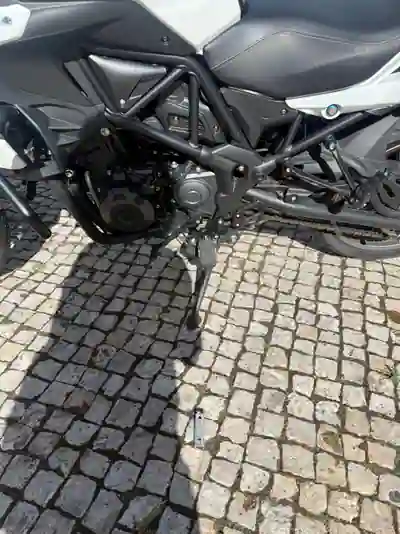 Benelli TRK 502 2023 - 4500 EUR, 5753 km - 5753km - foto 8 de 11