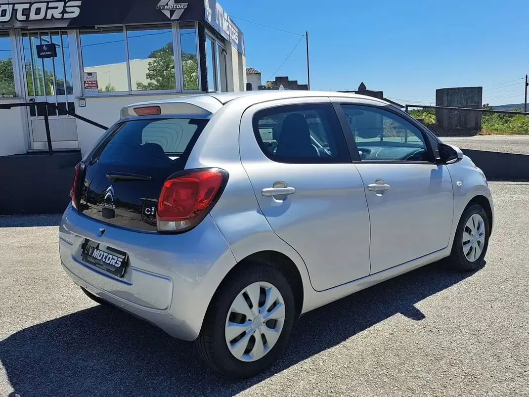 Citroën C1 2018 - 9500 EUR, 80000 km - AUTO.MOTO.pt - 80000km - foto 5 de 39